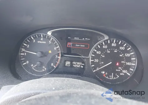 2015 Nissan Pathfinder Sv z USA, uszkodzony, nr VIN 5N1AR2MM5FC695467